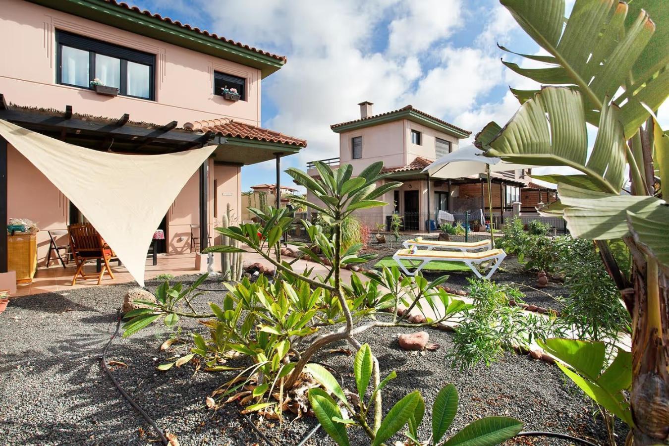 Villa Amadeus à La Oliva Extérieur photo
