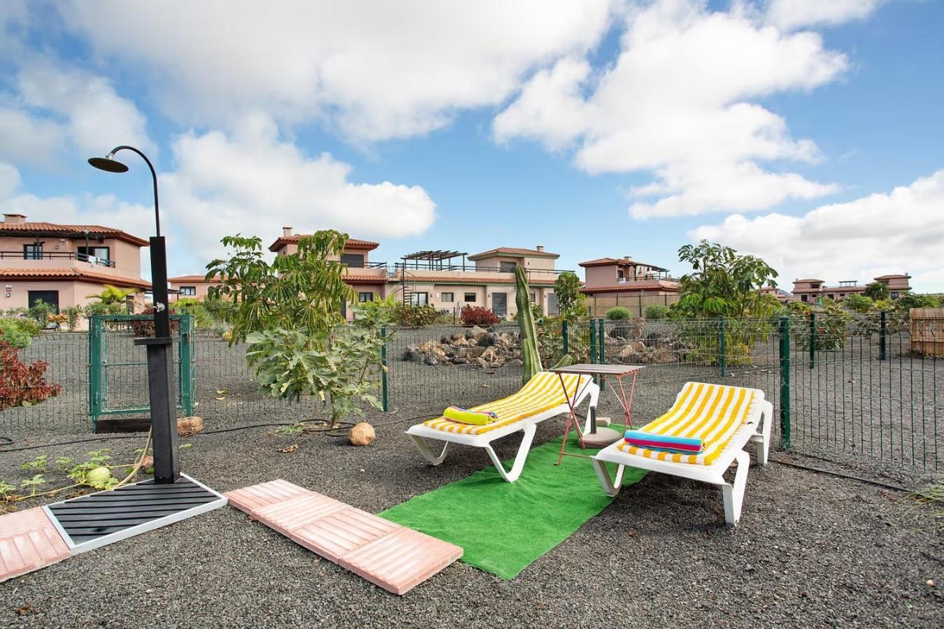 Villa Amadeus à La Oliva Extérieur photo